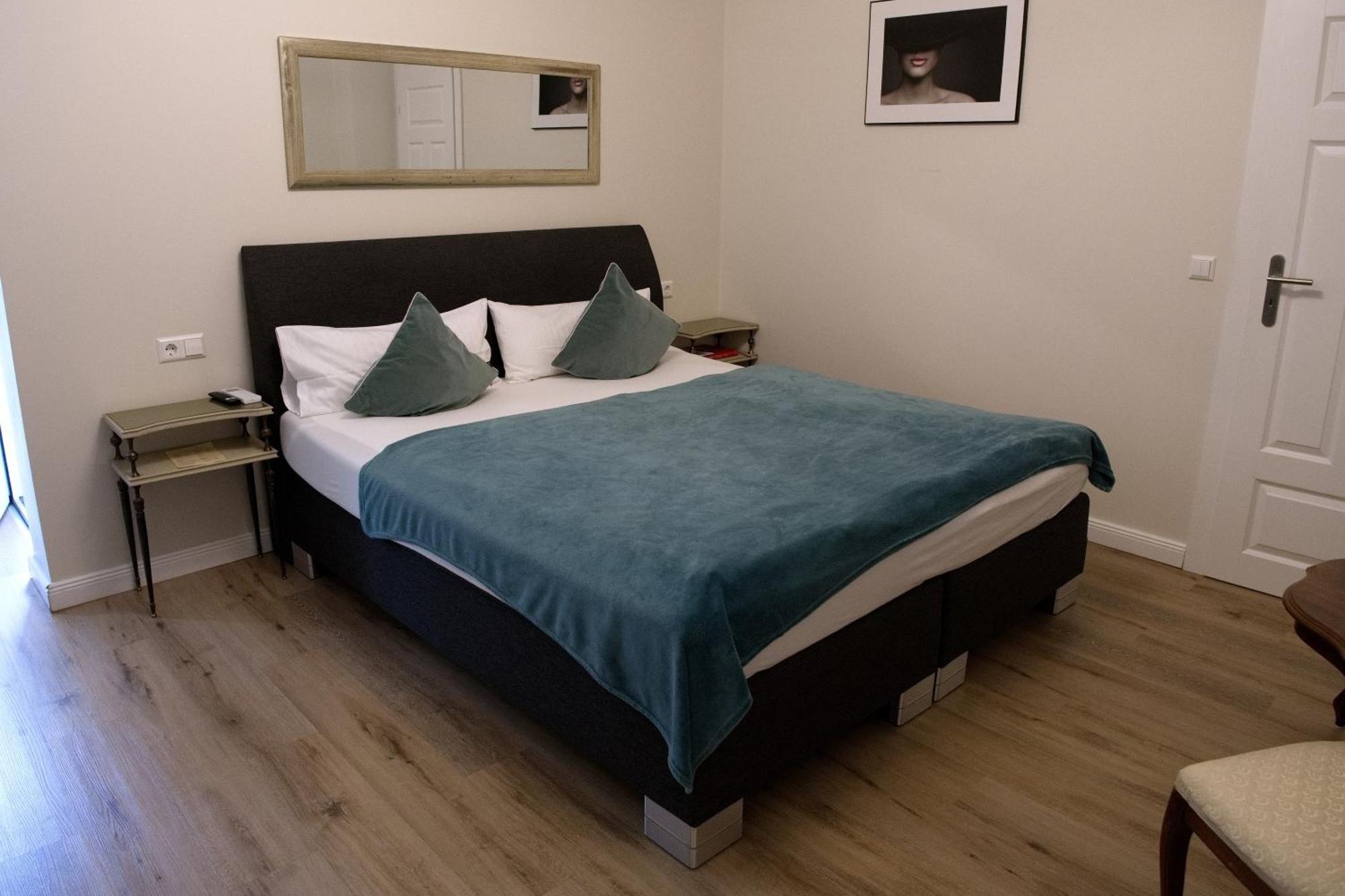 Eco Appartements Reichel บาเดน-บาเดน ภายนอก รูปภาพ
